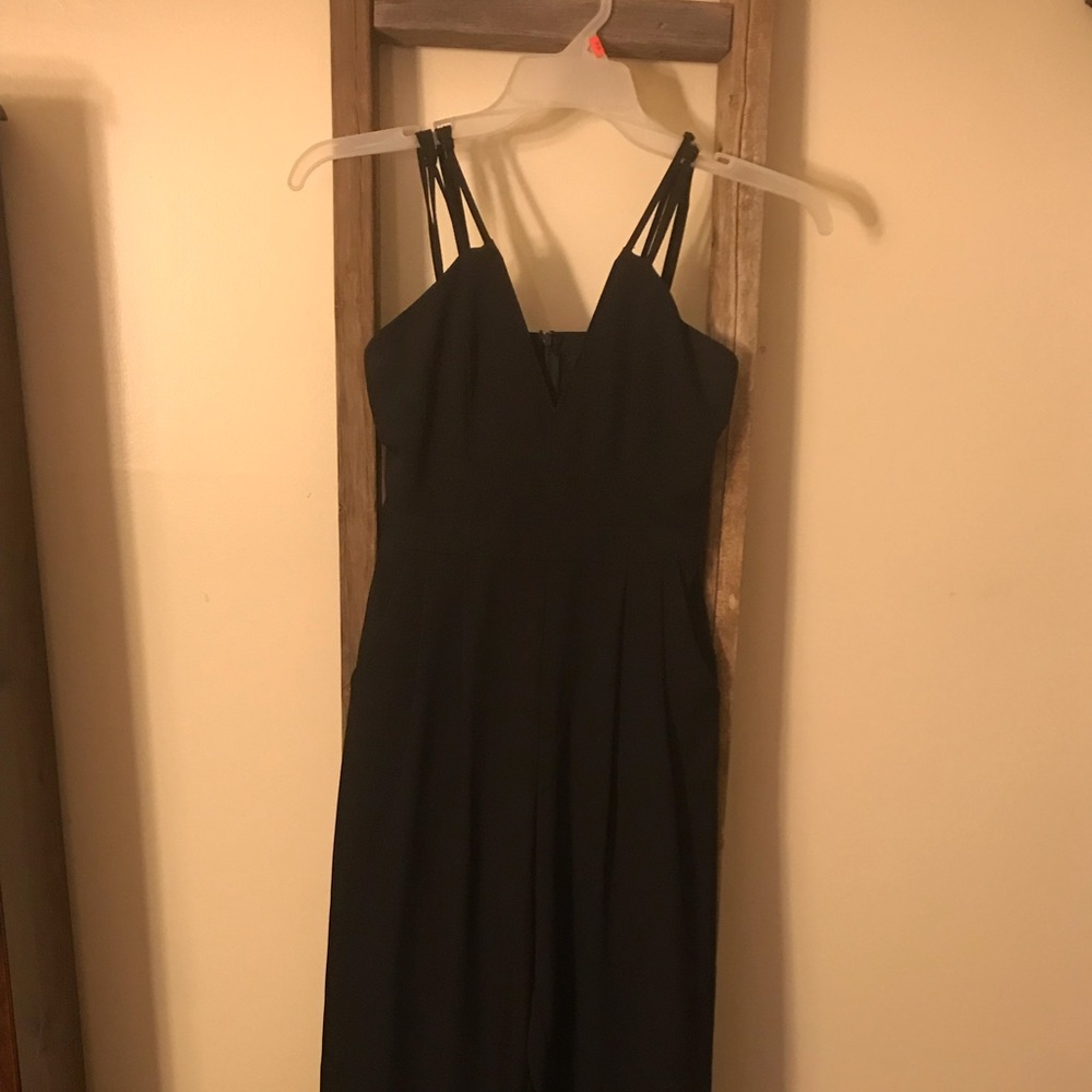 Black deep v cropped pant suit